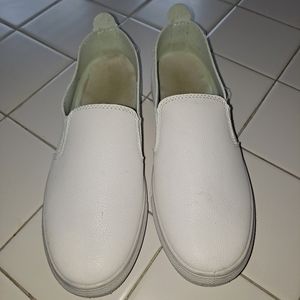 Sport white slip-on clog shoes Sneaker size 3
